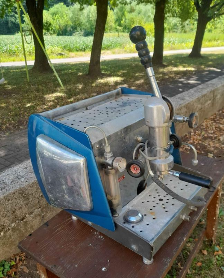 The Atlas Shrugged: A 1960s La Dorio Lever Icon